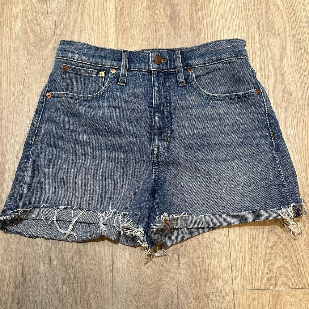 Madewell High Rise Denim Shorts Size 27 Women's Frayed Medium Blue Wash